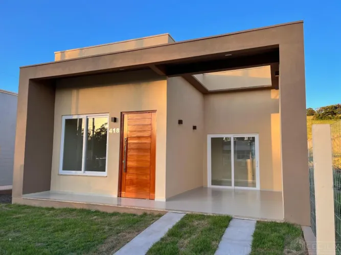 Casa à venda em Santo Antônio da Patrulha - Novos - Pronto para morar REF: 3674