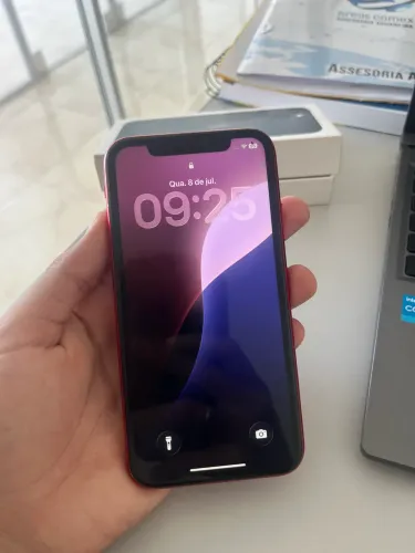 Vende- se iPhone 11 
