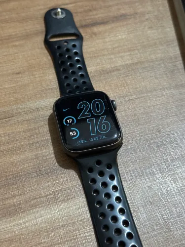 Apple whach SE 