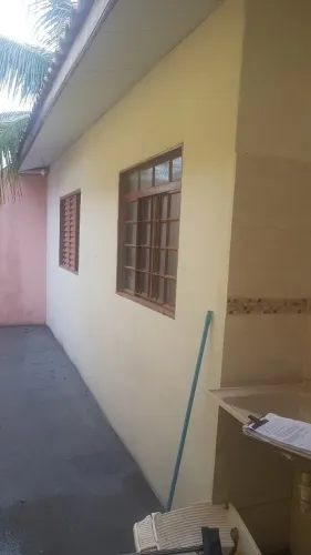 Palmeiras, 1 dormitório, entrada para moto, forrada, R$: 630,00 incluso água.