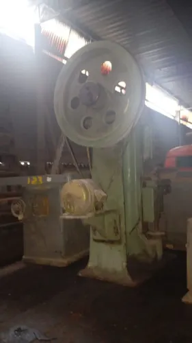 prensa excentrica 22 tons, m/ jundiai