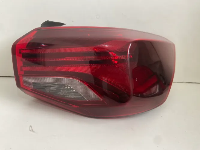 Lanterna Traseira Onix Sedan 2020 21 22 23 24 25 Lado Direito Passageiro Original