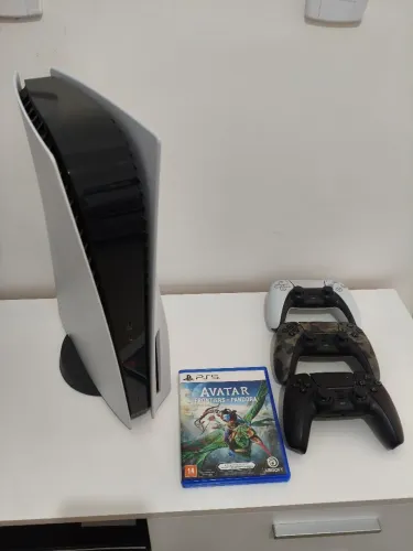 Playstation 5 com leitor e 2.5TB de memória