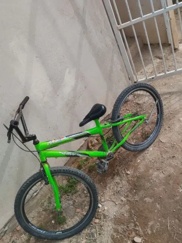 Bicicleta aro 24 