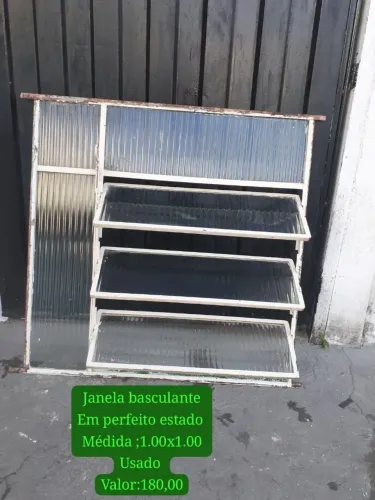 Janela basculante 1.00x1.00 perfeito estado! Aceito proposta