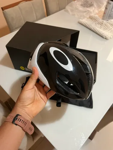 Oakley ARO5 M