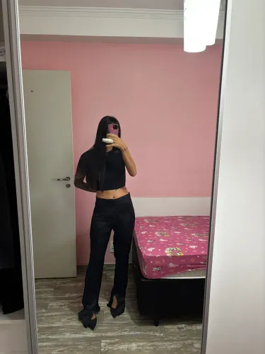 Calça da Zara na etiqueta 