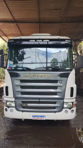 Scania G420 + carreta graneleira randon