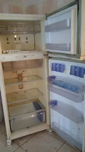 Vendo fogão e geladeira barato!