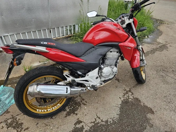 CB 300R 2015