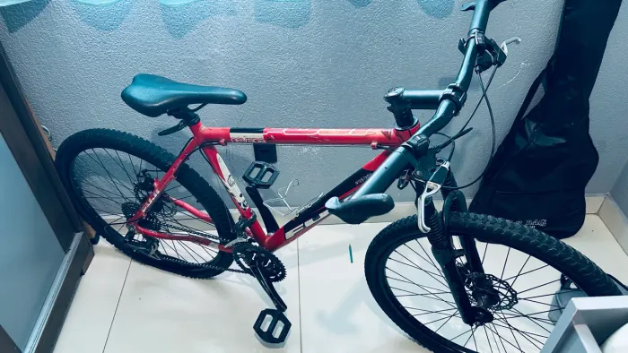 Bicicleta Fuji aro 26 shimano 