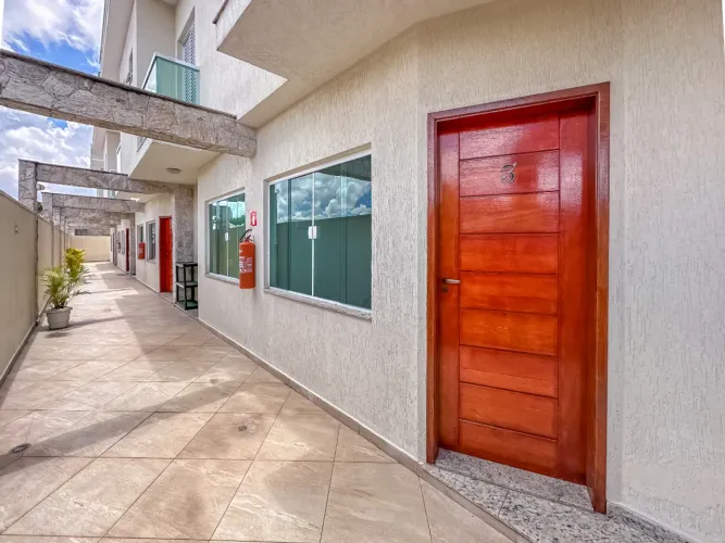 Casa em condomínio para venda com 2 quartos, sendo 2 suítes , 75m²