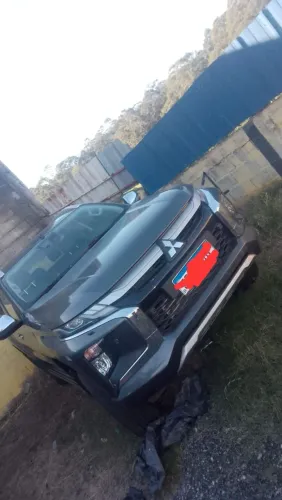 Mitsubishi L200 Triton Sport HPE-S 2.4 CD Dies. AUT 2025
