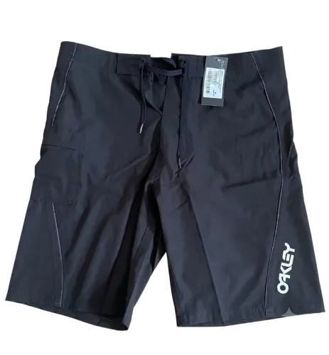 Bermuda Oakley boardshort blackout Tam.: 44. Original
