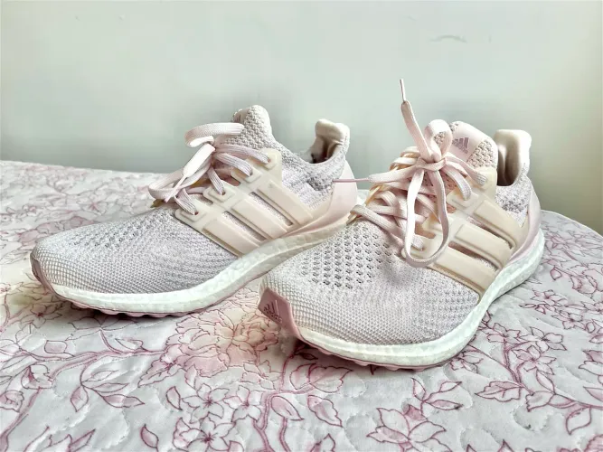 ? Adidas Ultra Boost Original Feminino Rosa | Extremamente Confortável | Estado Excelente