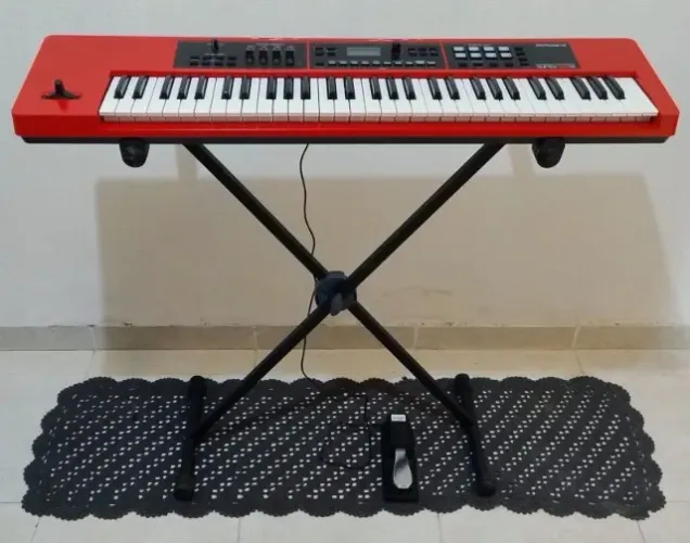 Teclado Sintetizador Roland XPS-10X Red ?
