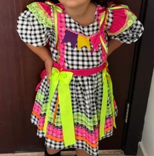 Vestido de São João infantil 