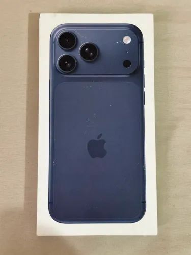 Caixa do iPhone 17 pro 512g