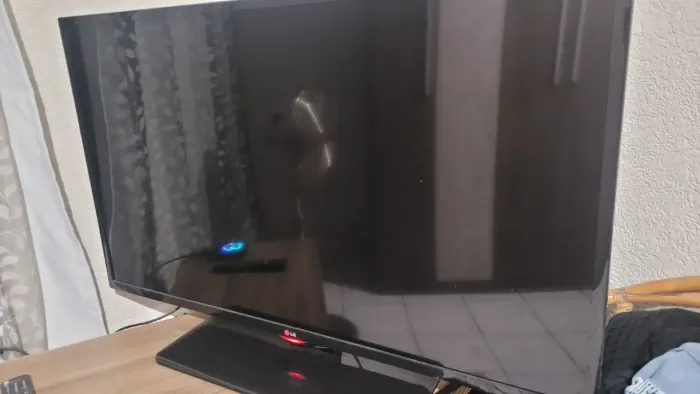 TV LG 49 POLEGAS