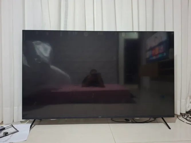 Tv Philips 65 polegadas com a tela queimada