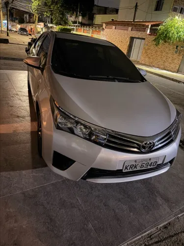 Toyota Corolla GLI 1.8 Flex 16V Aut. 2016