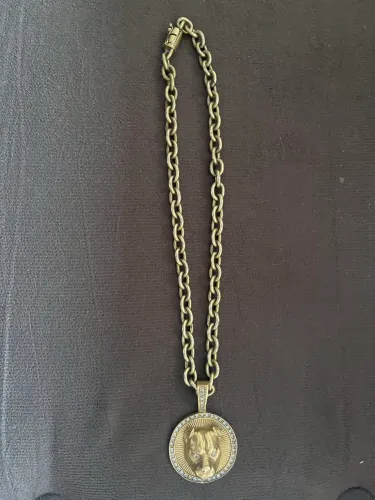 Vendo cordão de moeda com pingente 