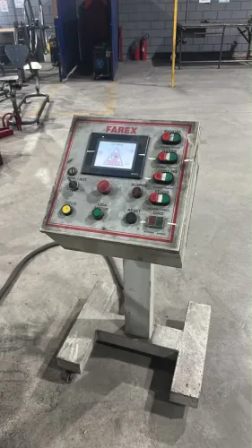 Lote de máquinas industriais