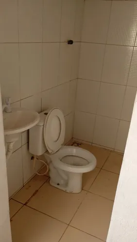 Alugo um ponto comercial
