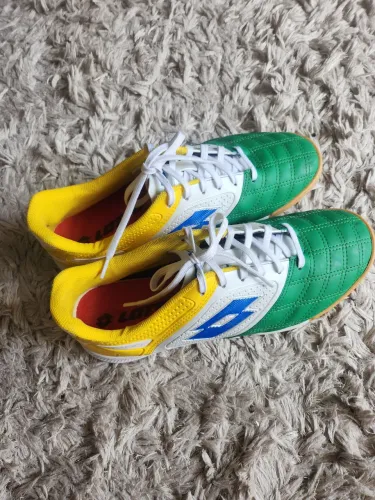 TAMANHO 44 FUTSAL USADA ORIGINAL LOTTO