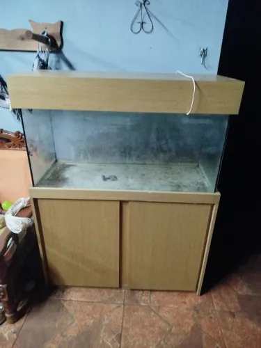 Aquário 200 litros com móvel