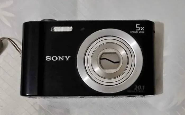 Câmera cybershot dsc-w800