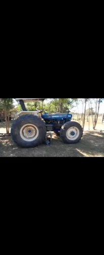 TRATOR NEW HOLLAND 7630