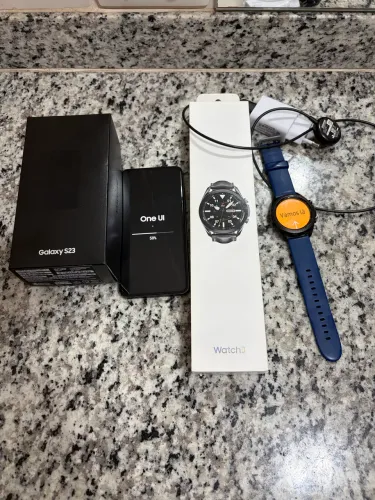 Samsung Galaxy S23 + Samsung Galaxy Watch 3