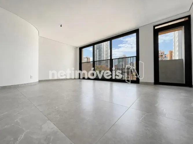 Apartamento de 3 quartos novo ao lado da Igreja da Boa Viagem.