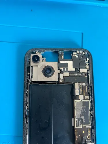 Câmera traseira do iPhone 14 original usada funcionando