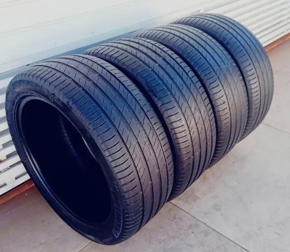 Pneu 255/45 aro 20 Delinte seminovos
