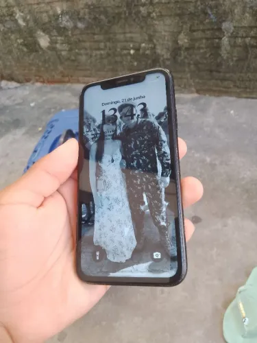 IPHONE XR PRETO