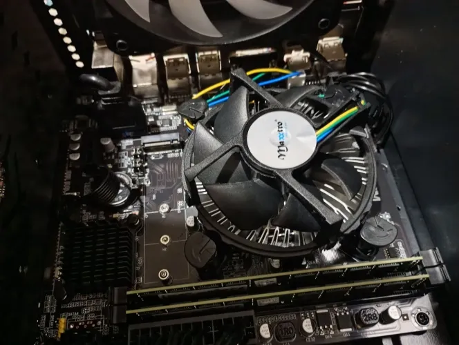 I7 2600k+placa mãe h61+ cooler Intel 