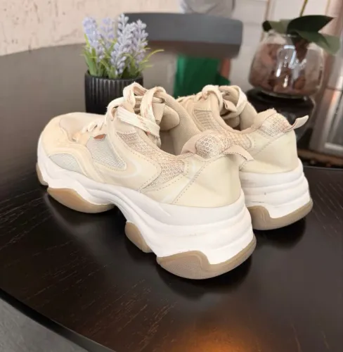 Tênis Ana Capri Off White, número 36