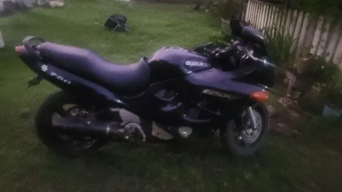 Gsxf750