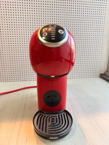 Cafeteira Arno Dolce Gusto + Brinde