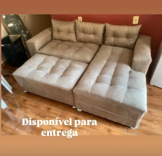 Na cor bege . Bem confortável mega