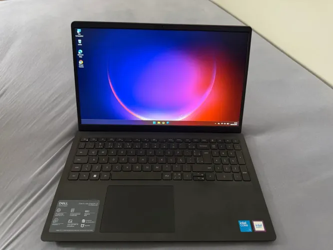 Notebook Dell Inspiron i15-i1300-a15p core i3 8GB ssd512GB Windows 11