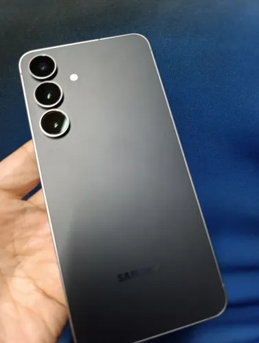 Samsung S25 FE 128GB + Acessórios - Impecável!