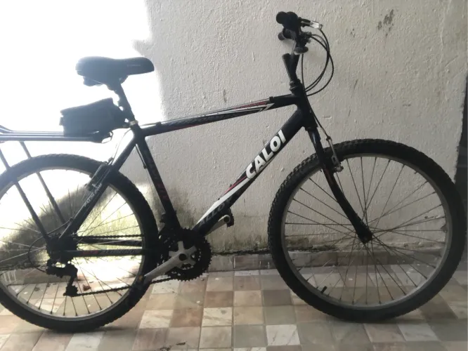 Bicicleta alumínio 21 marchas aro 26