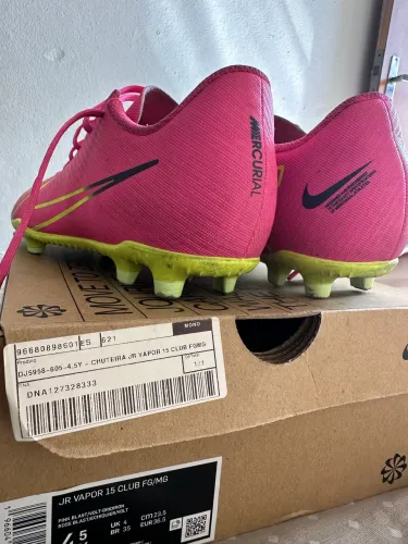 Chuteira Nike Vapor 15 Club Infantil Campo - Rosa