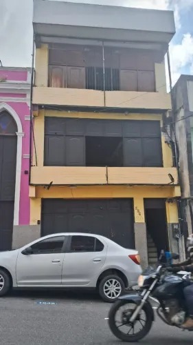 Prédio Comercial 900m² c/ 3 Pavimentos e 6 Suítes ótimo para Pousadas na Rua Lôbo D?Almada