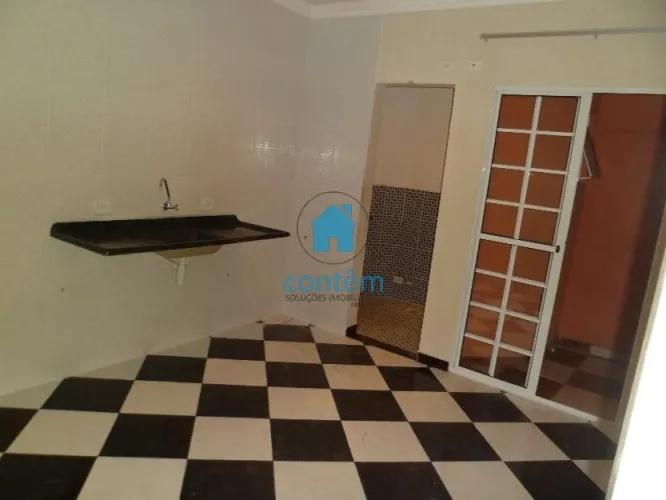 Sobrado à venda em Osasco, Bandeiras, com 5 quartos, com 92 m²