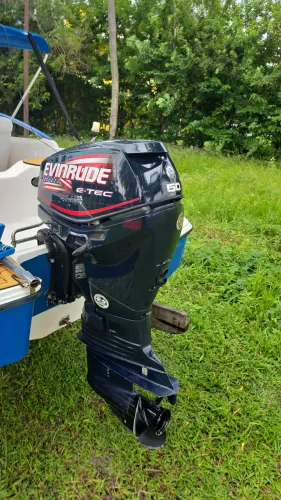 Motor Evinrude Etec 50HP