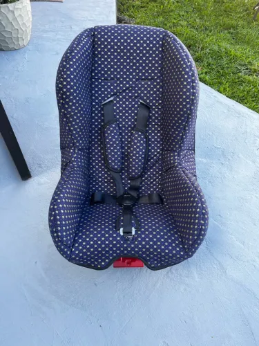 Cadeirinha de bebê para carro